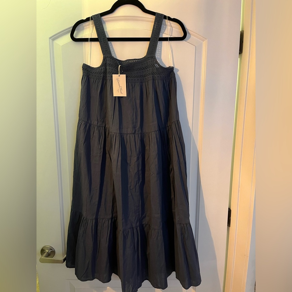 NWT Universal Threads dress, size XS
